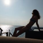 Kaya Scodelario Instagram - Okay, last ones I promise... about to spend the next 4 months freezing my butt off in Canada so yeah.. 🇨🇦🥶 LUX* South Ari Atoll