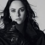 Kaya Scodelario Instagram - Thank you again @zoomagazine 😊🧟‍♀️ Shoreditch Studios