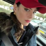 Kaya Scodelario Instagram - A little BTS Gentlemen content for you all… 🎥🎞️🔫 Thank you so much for the support on the show 🫶🏻 @thegentlemen @netflix