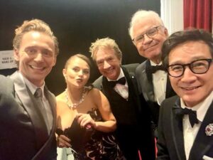 Ke Huy Quan Instagram - Fun times with my favorite LOKIS at the #EMMYS. Also made some new friends. 😜

Tuxedo @thombrowne 
Jewels @cartier 
Bow tie @titleofwork 
Glasses @oliverpeoples 
Styling @chloekeiko 
Grooming @anissaemily 
Red Carpet 📸 AP/Invision for the Television Academy