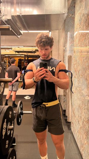 Keegan Allen Instagram - Raw milk 🥛, 📚 book club, 💪🏻Jim Bruvs, heat 🌊, sun, crop tops, mind muscle connection, tree planting, hydration and always: God’s plan