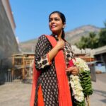 Keerthi shanthanu Instagram - ✨🙏✨ #ᴏᴍɴᴀᴍᴀsʜɪᴠᴀʏᴀ ✨ Tiruvannamalai Temple