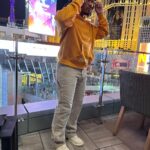 Keith Lee Instagram - Birthday Outfit # 2 🫶🏽💕 styled by @dontcallmebrittany 🤞🏽 Merch Coming soon