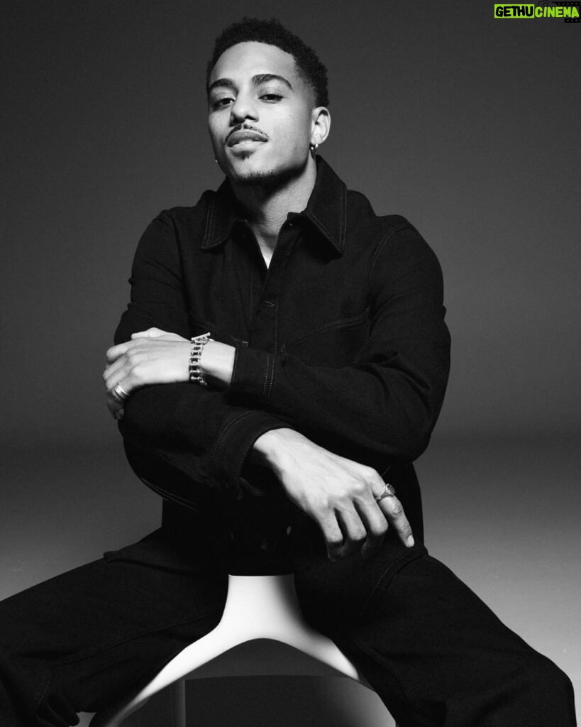 Keith Powers Instagram - Got to chat with @ebonymagazine for their Leading Men series. Much love to Ebony for shining a light on the guy. Link in bio 💥