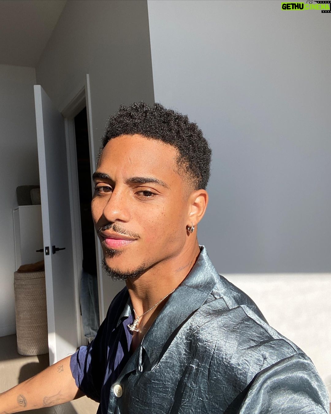 Keith Powers Instagram – Out the loop but somehow in the mix. | Gethu ...