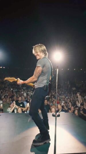 Keith Urban Thumbnail - 28.7K Likes - Top Liked Instagram Posts and Photos