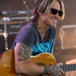 Keith Urban Instagram - SUNDAY NIGHT IN CANANDAIGUA ! (Baskin-Robbins, 31 flavors…🤔) #TSONworldtour CMAC