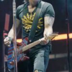 Keith Urban Instagram - OPENING WEEKEND 🔥🔥🔥 #TSONworldtour