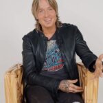 Keith Urban Instagram - You can always count on #CMAfest to bring an invigorating energy to Nashville, and I loooove its collaborative spirit. Stream CMA Fest: 50 Years of Fan Fair, out now on Hulu !