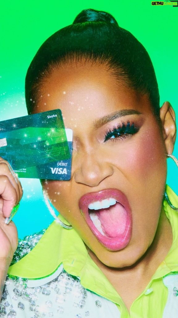 Keke Palmer Instagram - I GAVE INTO GLITTERRRRRR ✨with the new Glitter Cash App Card from @cashapp. #giveintoglitter too and order your card in the app now. #CashAppCreator #ad Prepaid debit cards issued by Sutton Bank.