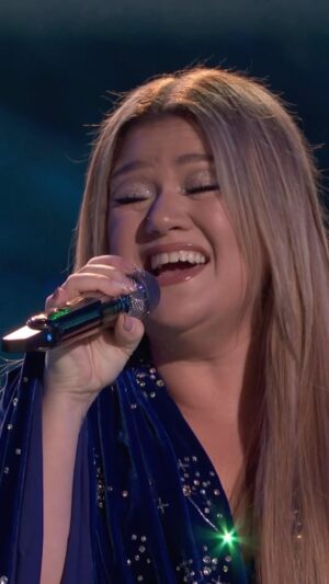 Kelly Clarkson Thumbnail - 116.3K Likes - Top Liked Instagram Posts and Photos