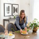 Kelly Clarkson Instagram - Anyone else hosting this year? Y’all, we got this! 💪 Get ready for holiday guests in style with my Kelly Clarkson Home line with @wayfair.