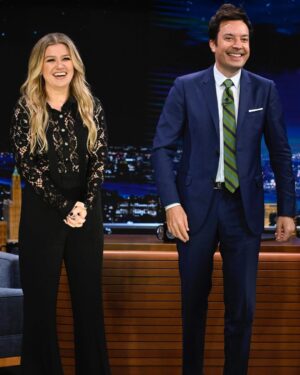 Kelly Clarkson Thumbnail - 294.9K Likes - Top Liked Instagram Posts and Photos