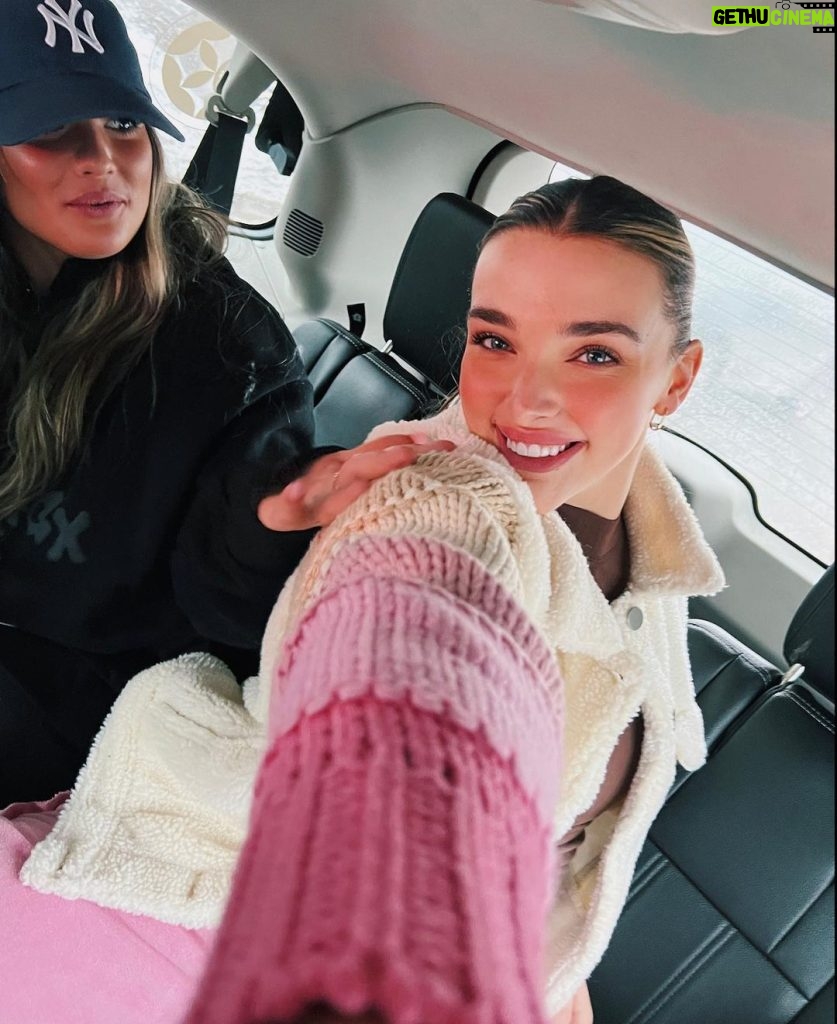 Kendall Vertes Instagram - Back seat is where it's at