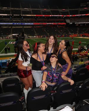 Kendall Vertes Instagram - Go Steelers 🖤