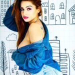 Kenisha Awasthi Instagram - Blue on blue- bluesy 💙 #kenishaawasthi #kenishamusic #musicianofig #digitalcreatoroftheyear #contentcreator #indianinfluencer #indianyoutuber #indianyoutubecommunity #kenishaawasthiapp #blueonblue #denimlife #velvetgoals