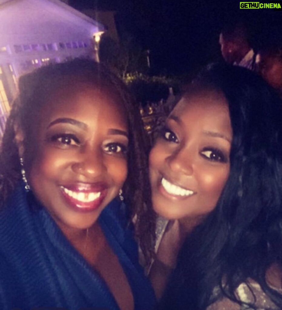 Keshia Knight Pulliam Instagram - Screaming Happy Birthday to my beautiful sister friend @aiyishatheblessed !! I love you and am wishing you an amazing new year. ❤️