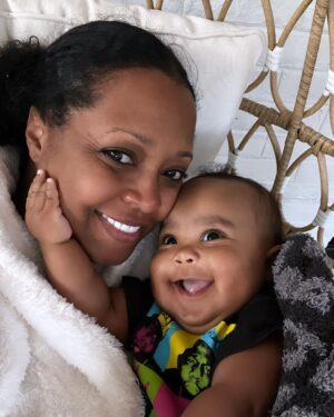 Keshia Knight Pulliam Instagram - Morning cuddles with Bubba. I remember when Sissy was this little… Now she is a big girl!! I’m going to enjoy these free cuddles as long as they last!! 🥰 #HappyFriday