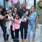 Keshia Knight Pulliam Instagram - Happy Birthday Mommy!! It took us a few tries but eventually we got the picture. 😂 It’s about enjoying the journey… so grateful for family ❤️