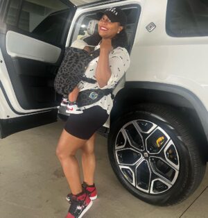 Keshia Knight Pulliam Instagram - Knight & Deuce 
out in these ATL Streets!! #GoBraves