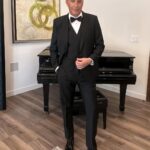 Kevin Costner Instagram - Excited to be presenting at the @goldenglobes tonight! Especially after staying back last year during the devastating storms back at home. I’m grateful to be here—thanks to the Hollywood Foreign Press for having me!