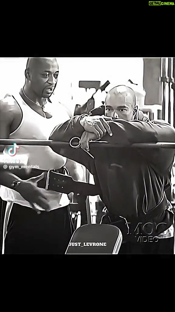 Kevin Levrone Instagram - “You Become Your Thoughts” If you believe you can then that’s all that matters. I’ll always remember when I was face with a challenge, my chest injury was terrifying, and others said it was impossible to come back. I was called a fly by night they said I was done. Prove them wrong, I did and so can you. Where the mind goes the body will follow. Follow your dreams that’s why no one can read your mind, the words and thoughts of others have no power over you. #uncrownedking #kevinlevrone #borntoovercome #levrone