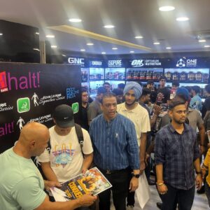 Kevin Levrone Instagram - Shaaboom Tour Visits Chandigarh India 🇮🇳 @haltnutrition 1 of 45 locations that has @levrone_signature_series #levrone #levronesupplements #levrone_signature_series