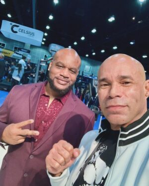 Kevin Levrone Instagram - With the GOAT 🐐 @thecharlesglass & @_chriscormier original brother or iron passing it forward. #onelove