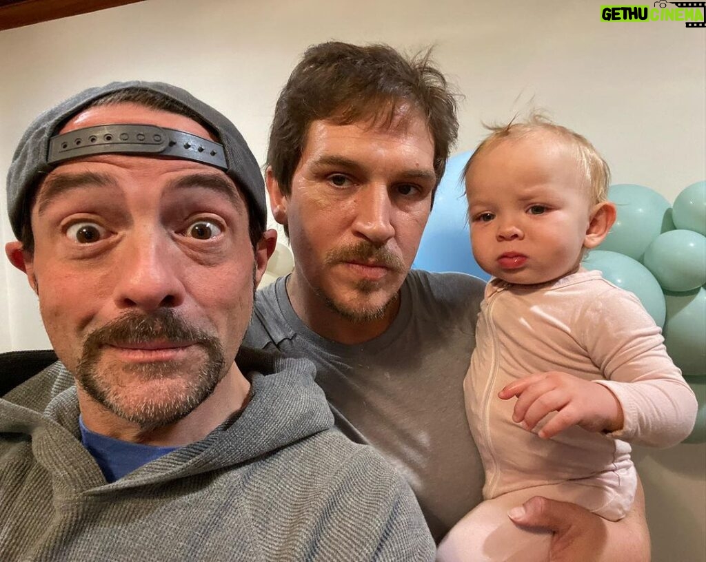 Kevin Smith Instagram - HAPPY FIRST BIRTHDAY LUCIEN! The adorable baby boy belonging to @jaymewes and @jordanmonsanto hit single digits on Monday! His baby talk isn’t as marketable as his Dad’s (Snoogans, Snoochie Boochies, etc), but it’s slightly more intelligible. Coming soon: @jayandsilentbob baby clothes! #KevinSmith #jasonmewes #birthday