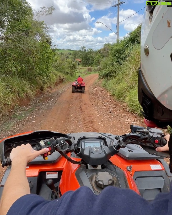 Kevin Vechiatto Instagram - Passei esse último final de semana no @santanasranchoficial e foi INCRÍVEL! Amo muito a cidade de São Pedro São Pedro, Sao Paulo, Brazil