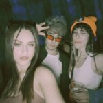 Kevsho Instagram - 1. jugando a ser streamers con mica, angie y brisa 2. vi a herbie en las calles de baires 3. grabando una escena con caro, emilia y simon para entrelazados 4. dylan en su cumpleaños 5. yo por salir a actuar de viejo en el gran rex 6. los créditos de una película muy mala que vi en mar del plata 7. grabando algo con sofi antes q se vaya a nyc 8. mi papá y yo con las mismas zapatillas pero colores invertidos 9. bresh con mindy y orne 10. miley usando una remera de hannah montana jajsjsjs