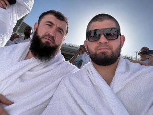 Khabib Nurmagomedov Instagram - Mecca 🕋🤲