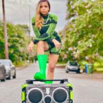 Khamyra Sykes Instagram - Super Slimey 💚🐍