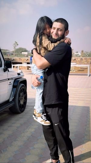 Khamzat Chimaev Instagram - My little friend 🤍