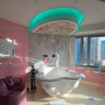 Khloë Terae Instagram - the healthcare & hospitals in dubai are truly unmatched 🎀🌊🫧 #waterbirth #americanhospitaldubai #8monthspregnant #OceanRose 🤍✨🐚 Dubai, United Arab Emirates