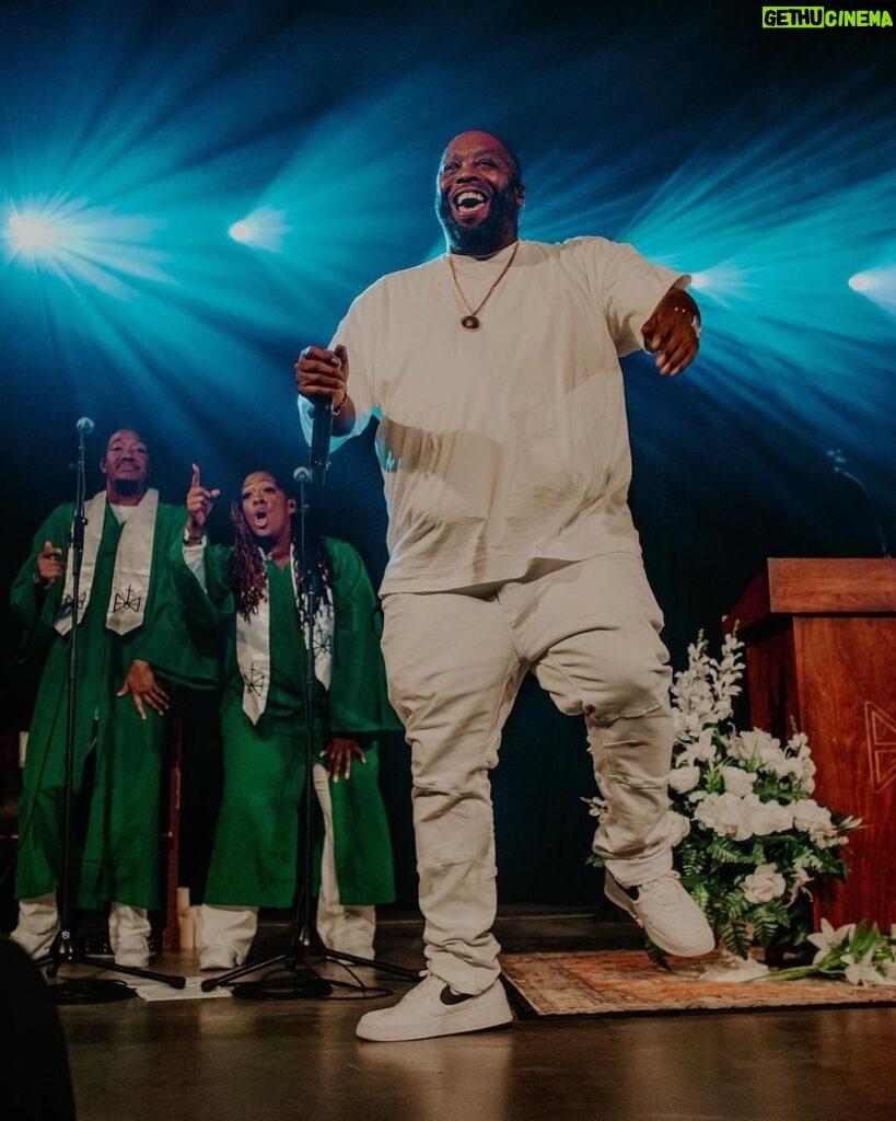 Killer Mike Instagram - If there is a better feeling than having church with y'all the Lord kept it for himself. Asé and Amen. Thanks again 🙏 Phoenix from @The.MidnightRevival, @Trackstarthedj and #MICHAEL ☦️ 📸 @oliviakhiel