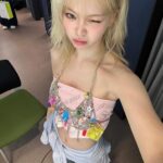 Kim Chae-won Instagram - 첫 금발😗