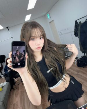 Kim Chae-won Instagram - 🐱