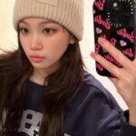 Kim Chae-won Instagram - 🫠