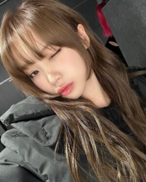 Kim Chae-won Instagram - 
