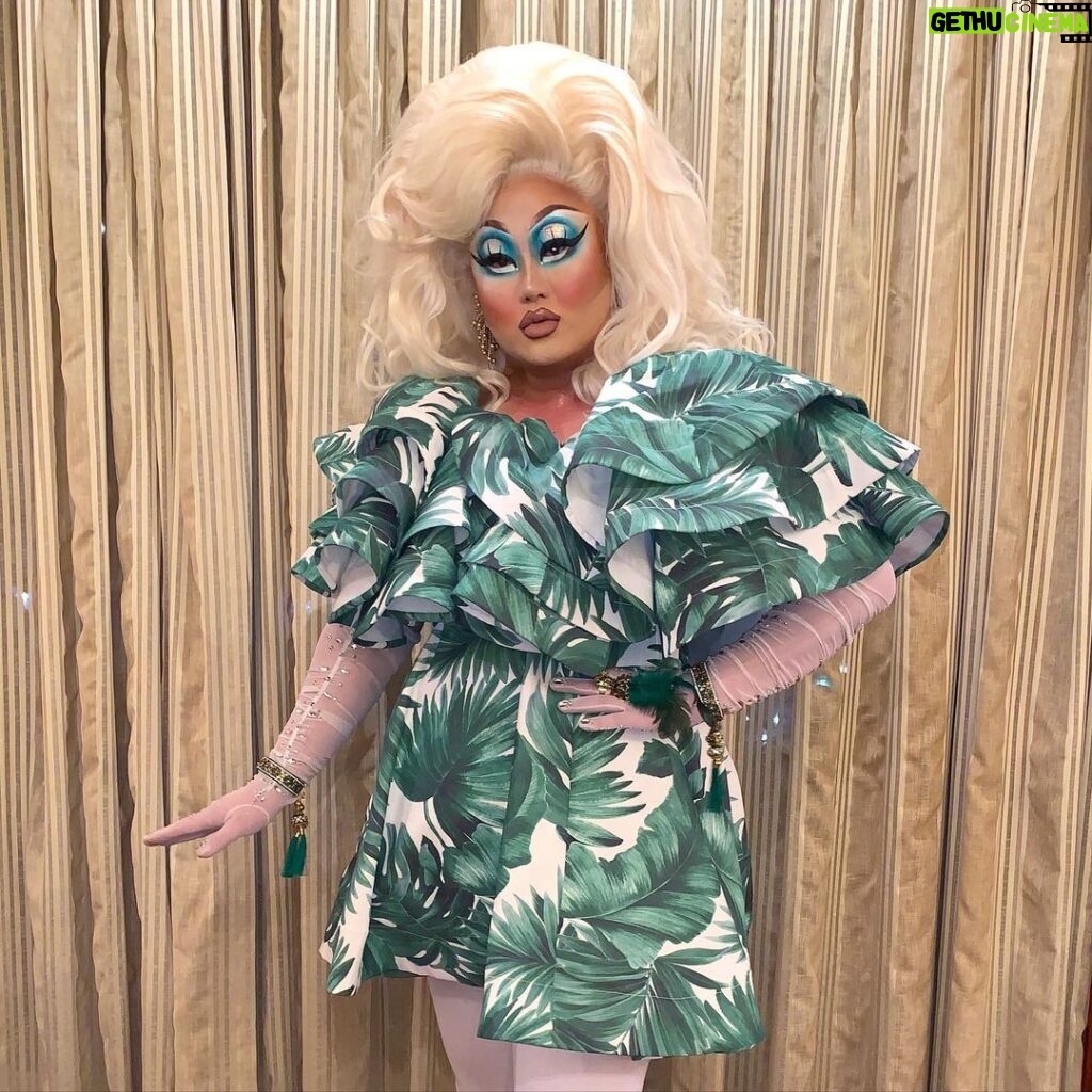 Kim Chi Instagram - Summer is almost over and your rent is due