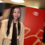 Kim Da-mi Instagram - 🫣🤭👋