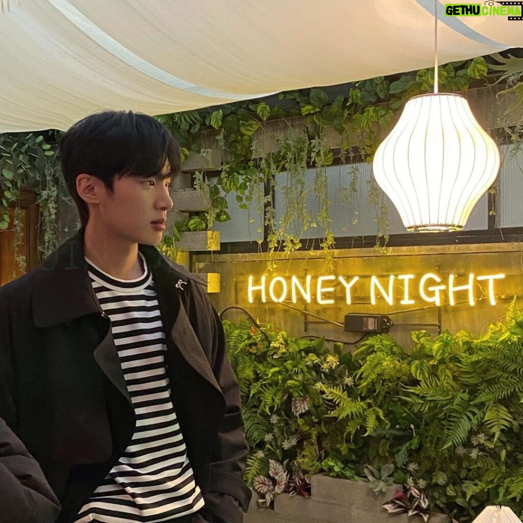 Kim Dong-hee Instagram - 다들 Honey Night 감사합니다 😢 #근수는미국으로 #코로나조심하렴