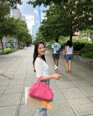 Kim Hye-yoon Thumbnail - 546.5K Likes - Top Liked Instagram Posts and Photos