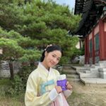 Kim Hye-yoon Instagram - 단아하게 찍으려다... #실패 #그래도 #본방사수 #해주세요(?) #tvn #어사와조이