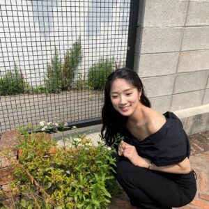 Kim Hye-yoon Thumbnail - 627.6K Likes - Most Liked Instagram Photos