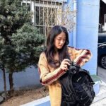 Kim Hye-yoon Instagram - 편하게 나가고싶은 날은 백팩이 세상 최고🖤 #백팩 #백팩추천 #가방추천 #필름카메라 #어렵다...