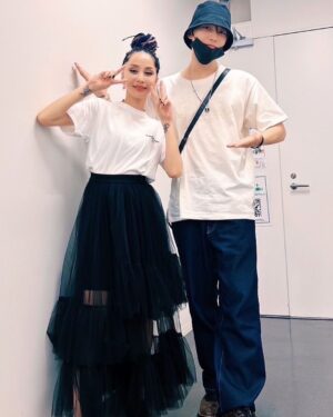 Kim Jae-joong Instagram - 美嘉ちゃん東京LIVEお疲れ様！
素敵なコンサートに行かせて貰ってとても幸せな時間でした😊

美嘉ちゃんだけにしか感じれない歌声の美しさと可愛い仕草まで見どころたっぷりだったステージ、さらに美嘉ちゃんのファンの皆さんも凄く暑くてたのしかったです！

残り8回公演も頑張ってね👍
#中島美嘉
#mikanakashima 
#concert