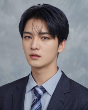 Kim Jae-joong Instagram - 왜 나같지 않을까🤔