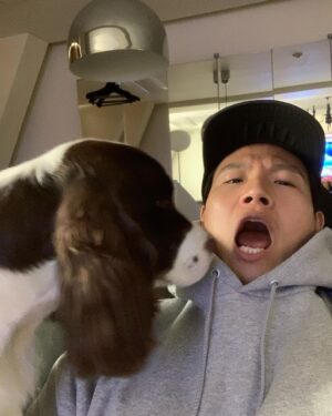 Kim Jong-kook Instagram - 그래 나도 반가워  #오랜만 #너무컸다 #부담스러워 #예전에니가아니야 yea.. I missed u too #BeenALongTime #TooBigNow #NotLikeUsedToBe #Awkward